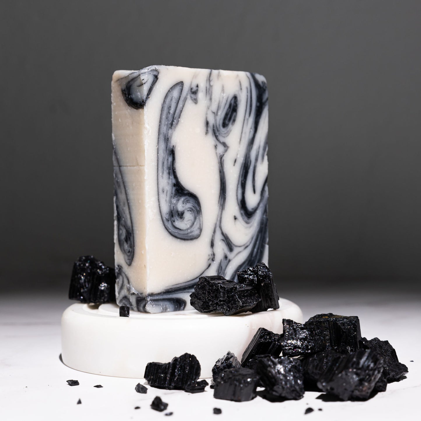 CHARCOAL CLEANSING BAR